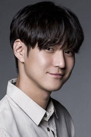 go kyung-pyo|고경표 — The Movie Database (TMDB).